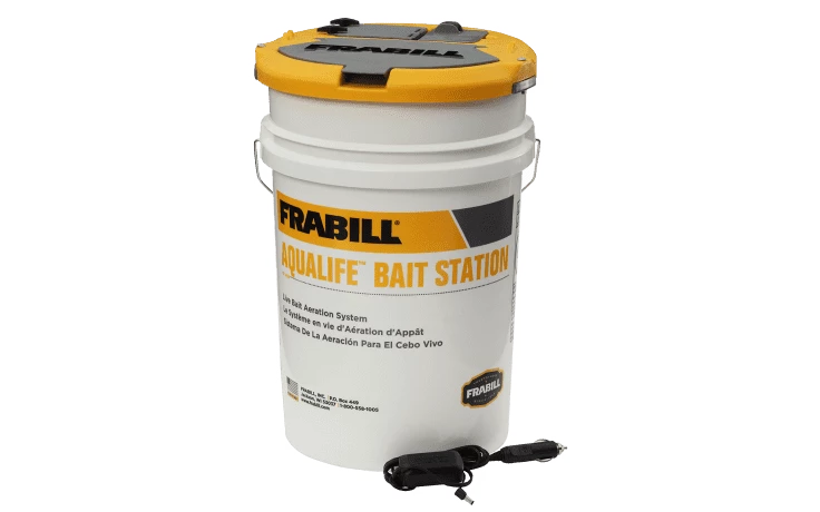 Great Lakes Frabill 14691 6GAL BUCKET W/AERATOR 1 Great Lakes Frabill 14691 6GAL BUCKET W/AERATOR