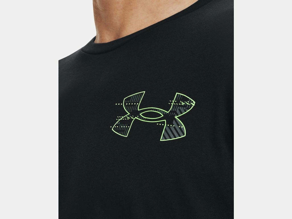 Under Armour FISH Bass Skelmatic SS 6 Under Armour FISH Bass Skelmatic SS